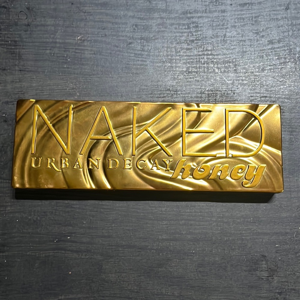 Like new urban decay palette